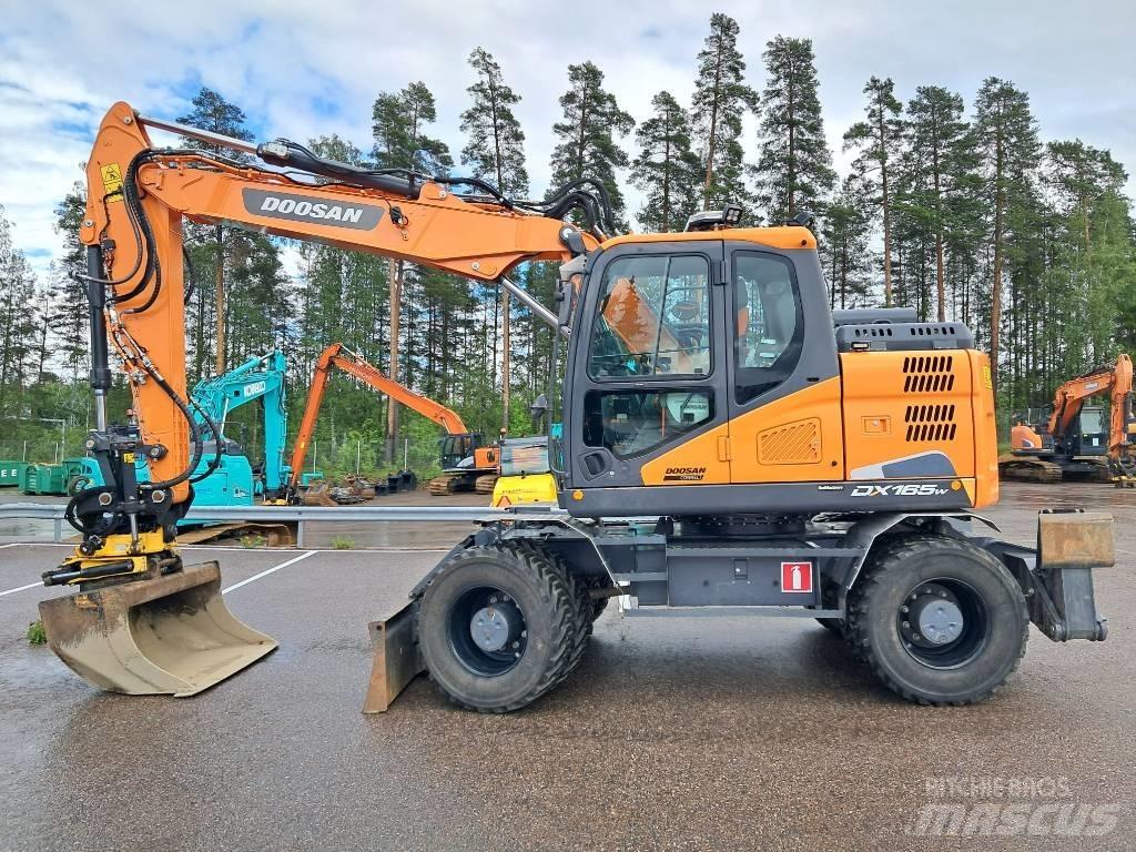 Doosan DX 165 W-5 Gravemaskiner på hjul