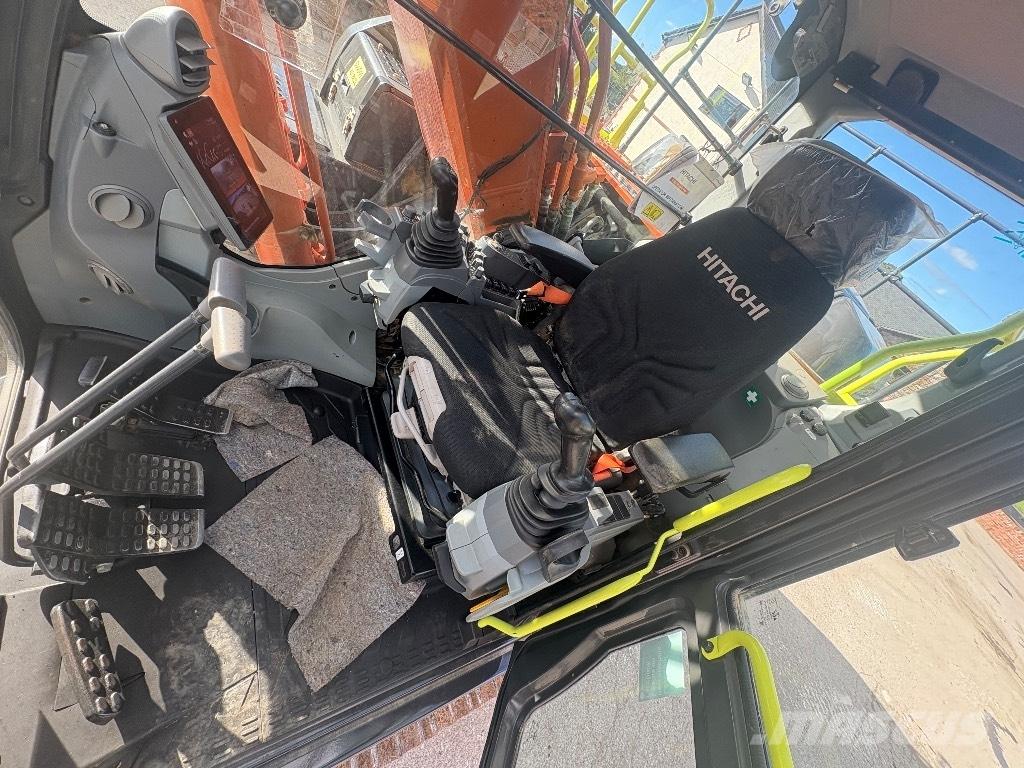 Hitachi ZX 210 LC-7 Gravemaskiner på larvebånd