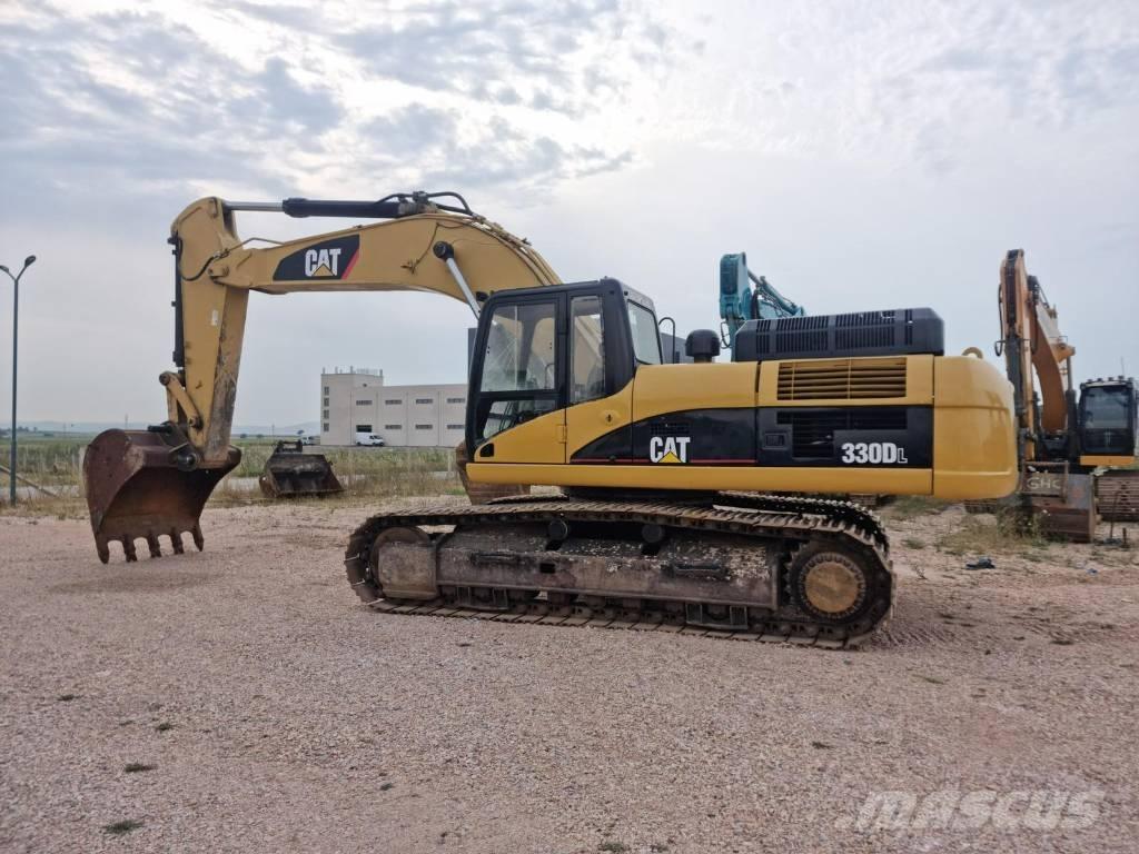 CAT 330 D L Gravemaskiner på larvebånd