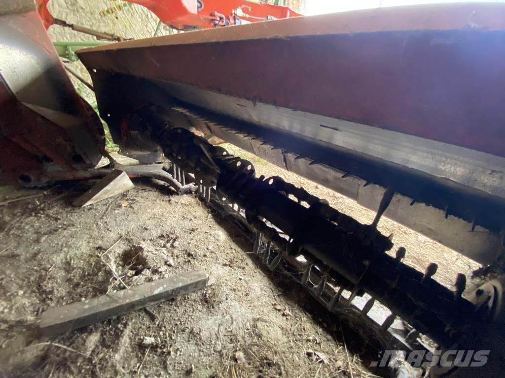 Kuhn FC303GL Monterede og efterspændte slåmaskiner