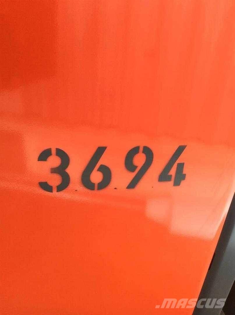 Linde L16I Selvkørende stablere