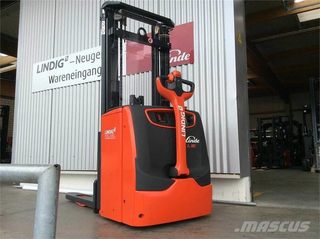 Linde L16I Selvkørende stablere