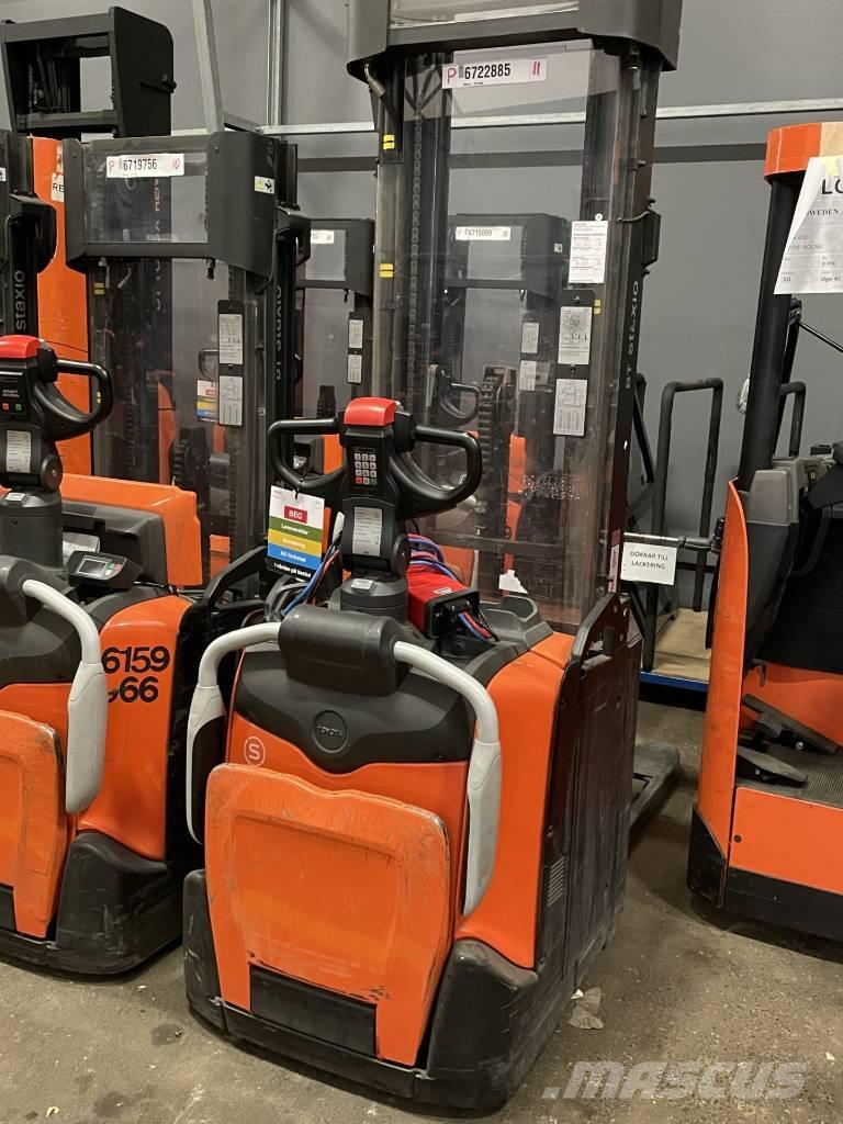 Toyota SPE140L Gaffelstabler med gående fører