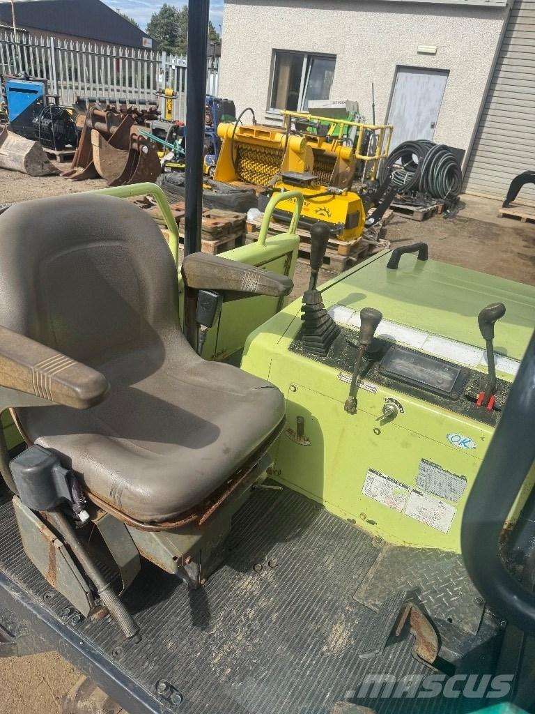 Yanmar C 30 Bælte-tipvogn