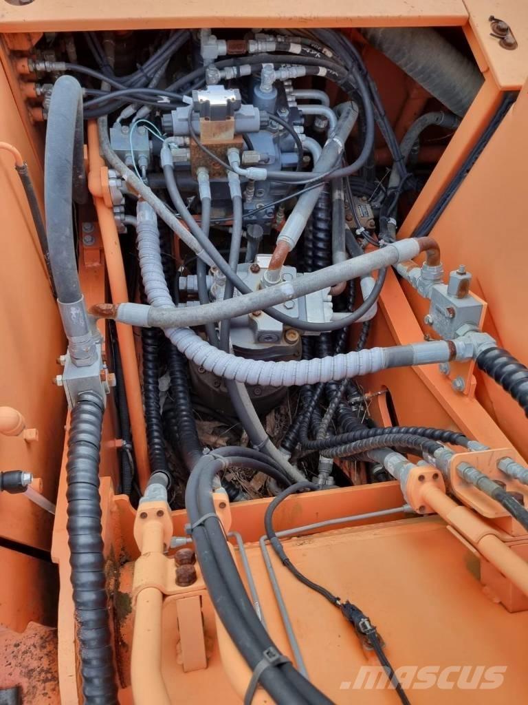 Doosan DX 210 W Gravemaskiner på hjul