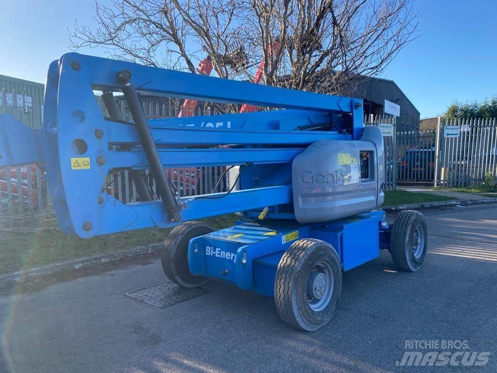 Genie Z 45/25 J Bomlifte med knækarm