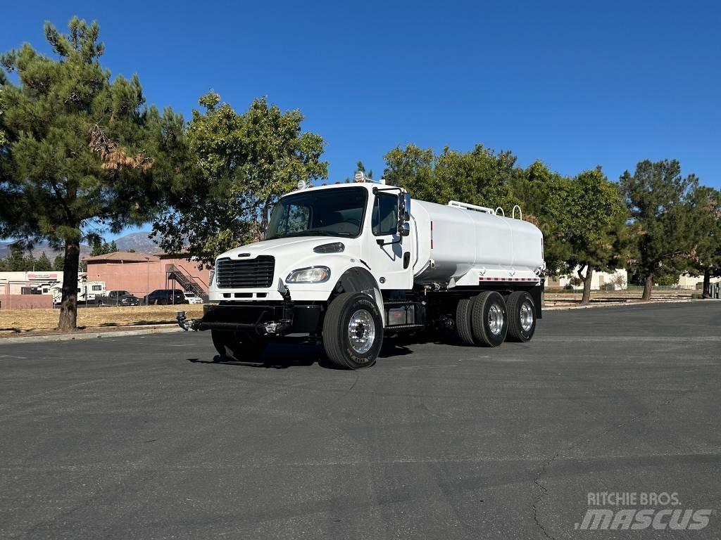 Freightliner M2 Tankvogne - vand