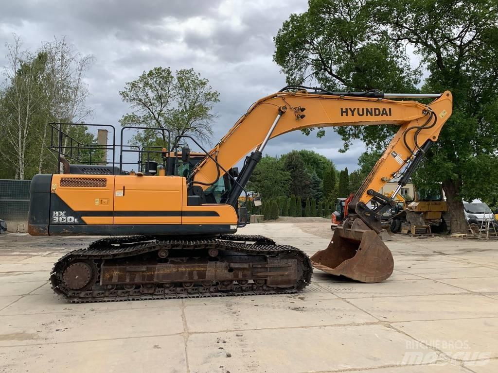 Hyundai HX 300 L Gravemaskiner på larvebånd