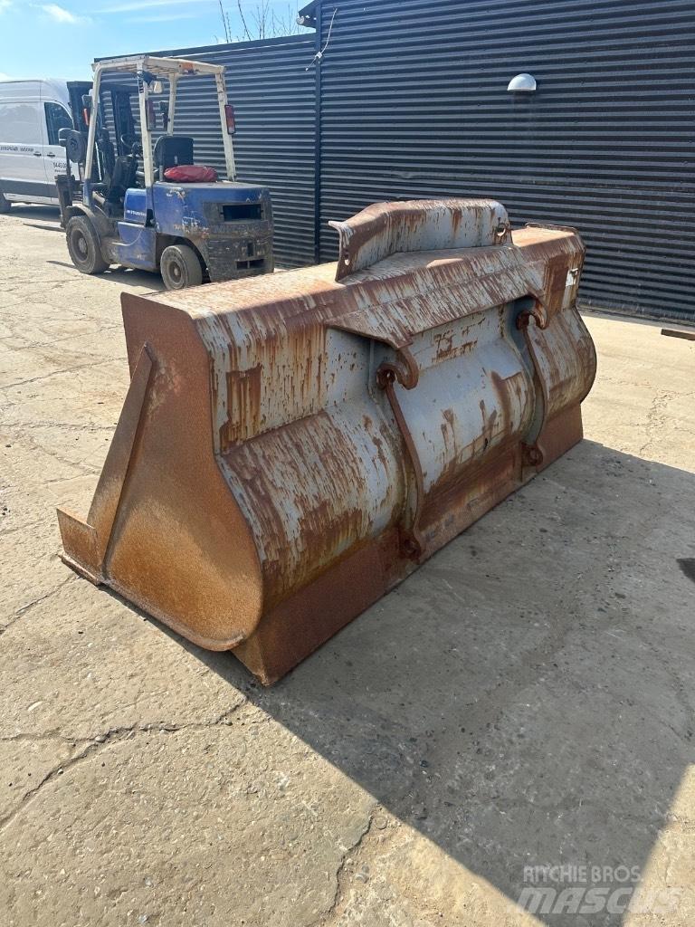 Volvo 2500mm Skovle