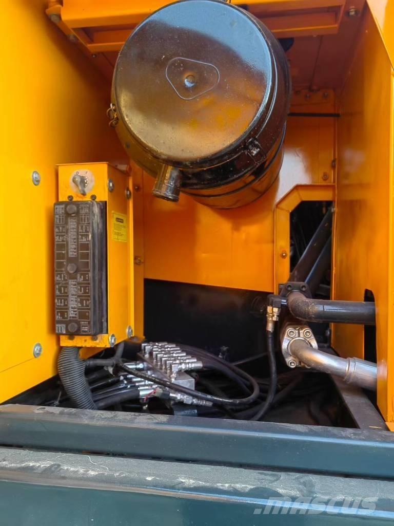 Hyundai 305LC-9S Gravemaskiner på larvebånd