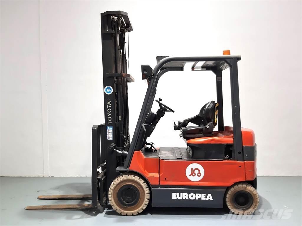 Toyota 7FBMF25 El gaffeltrucks