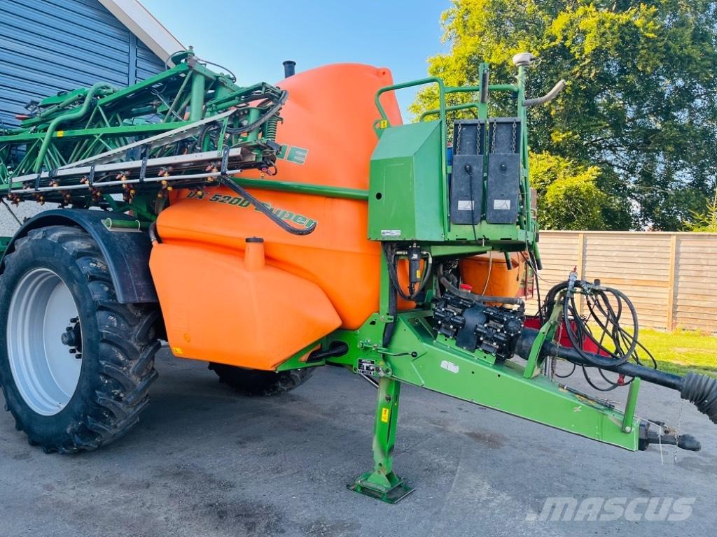 Amazone UX 5200 Trailersprøjter