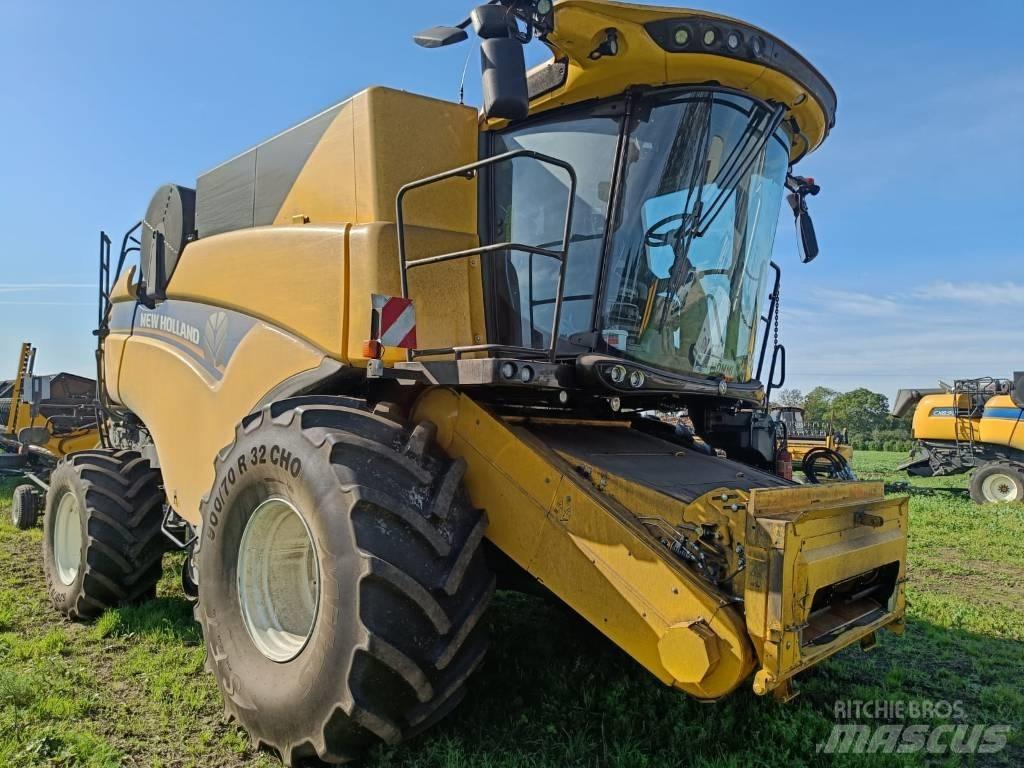 New Holland CX 8.90 Mejetærskere