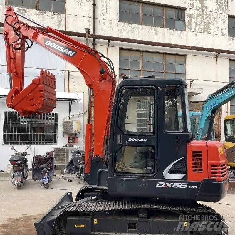 Doosan DX55-9C Gravemaskiner på larvebånd