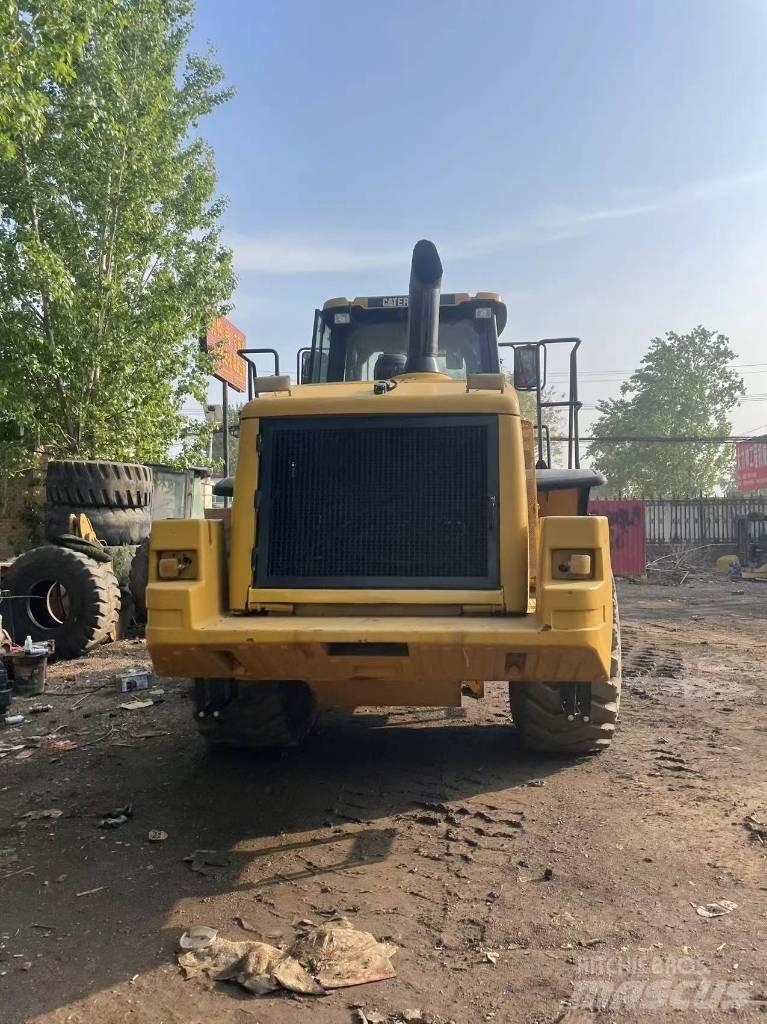 CAT 966 Gravemaskiner på hjul