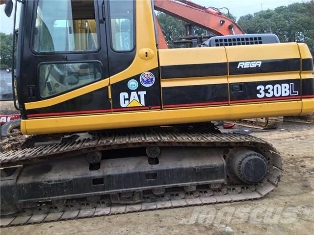 CAT 330B Gravemaskiner på larvebånd