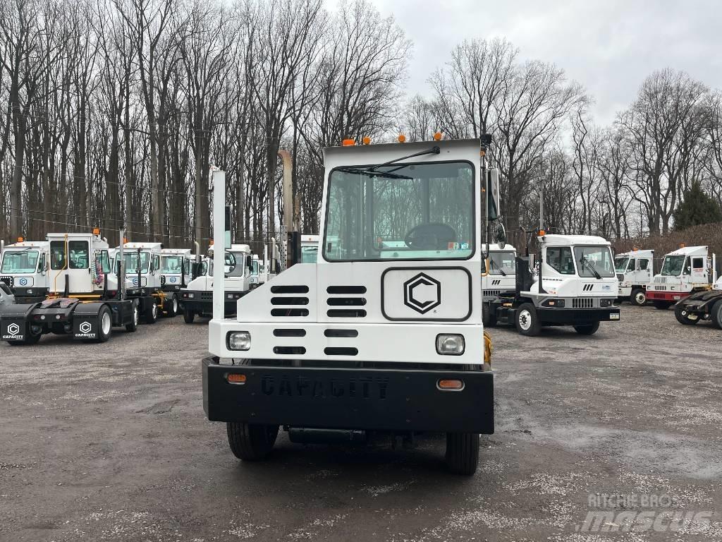 Capacity TJ5000 DOT Terminaltraktorer