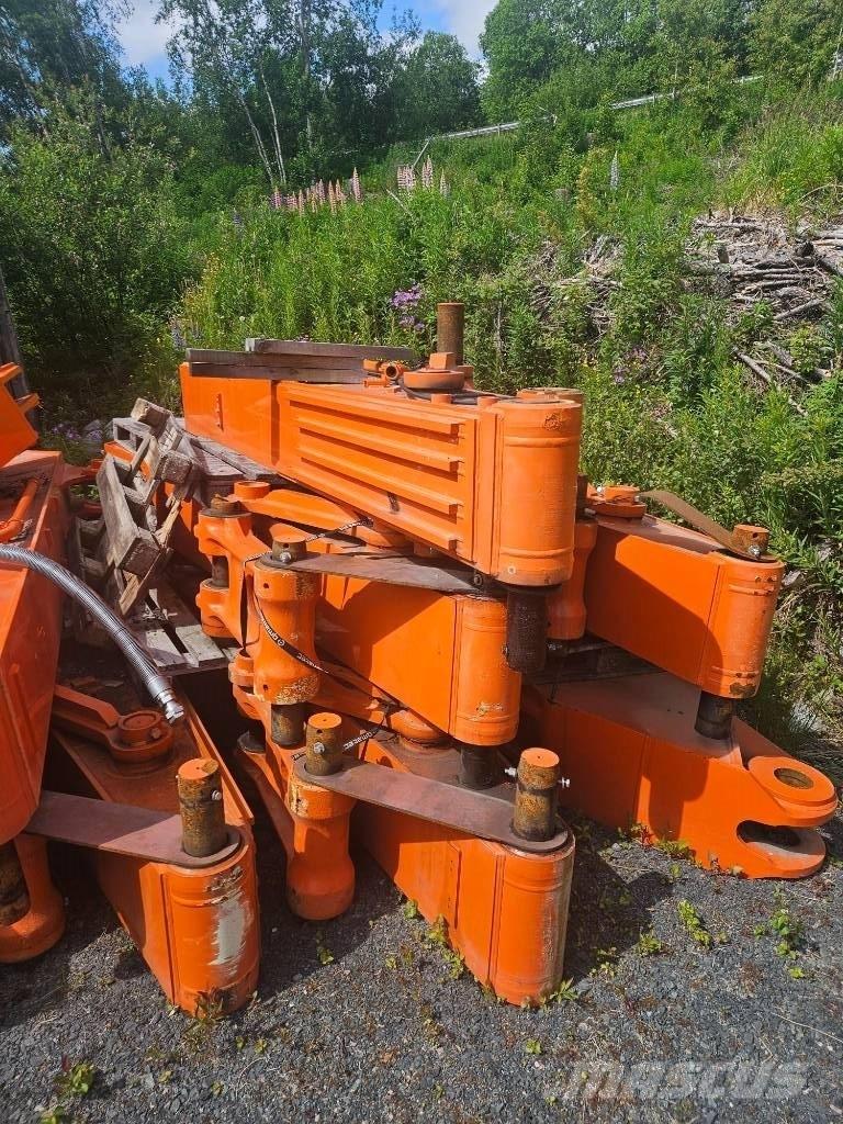 Hitachi ZX 350 LC-7 Booms og dippers