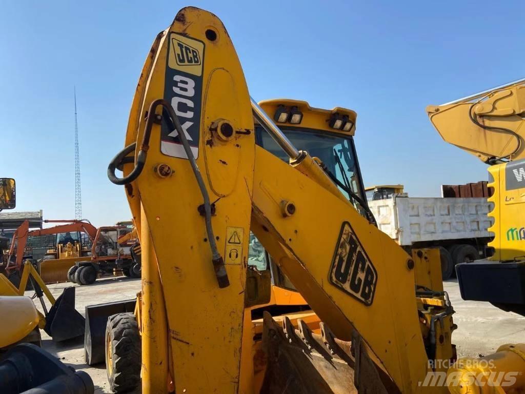 JCB 3 CX Rendegravere