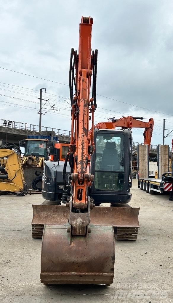 Hitachi Zaxis 85 USB Midi-gravemaskiner 7t - 12t