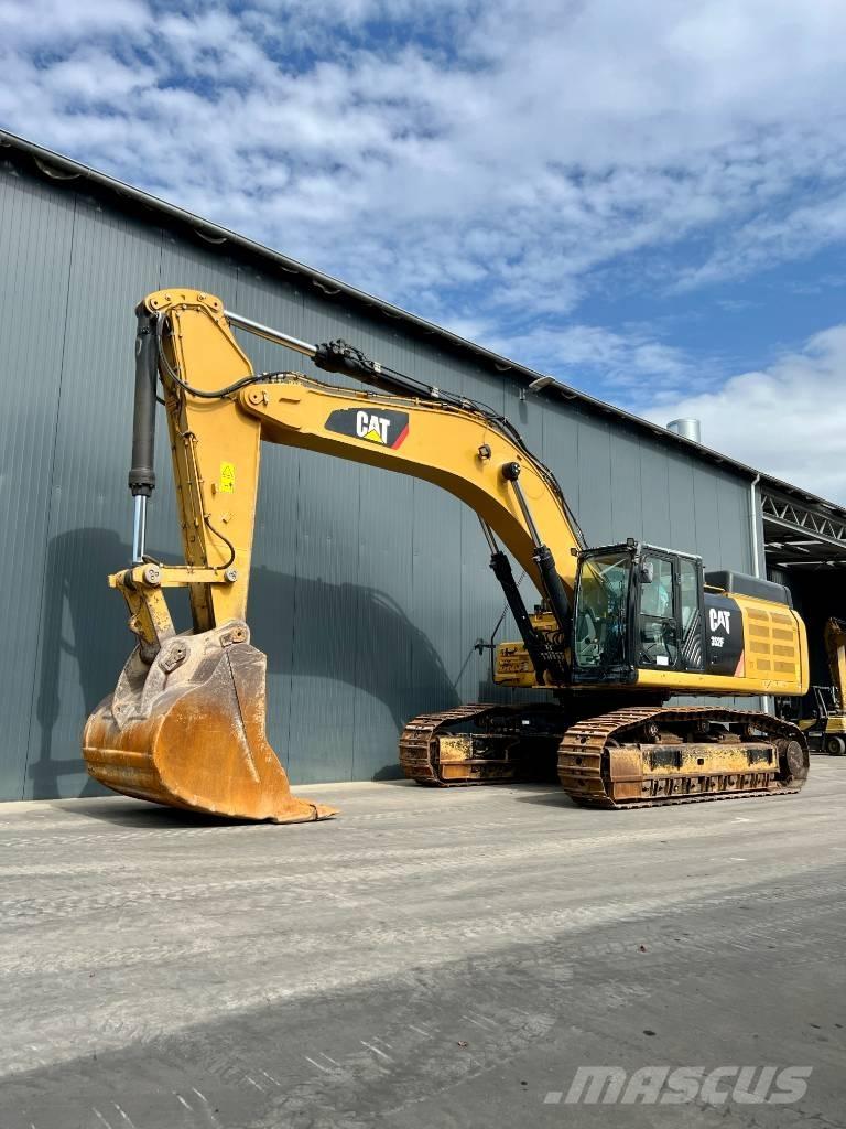 CAT 352F Gravemaskiner på larvebånd