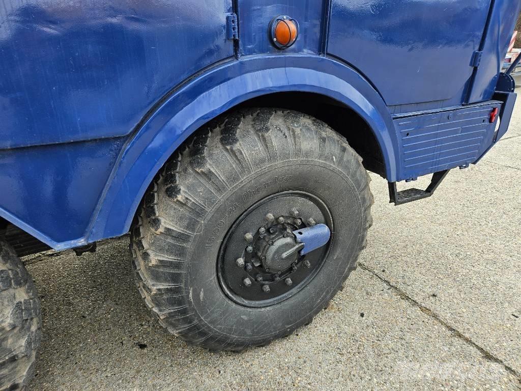 Tatra 813 8x8 KOLOS Chassis