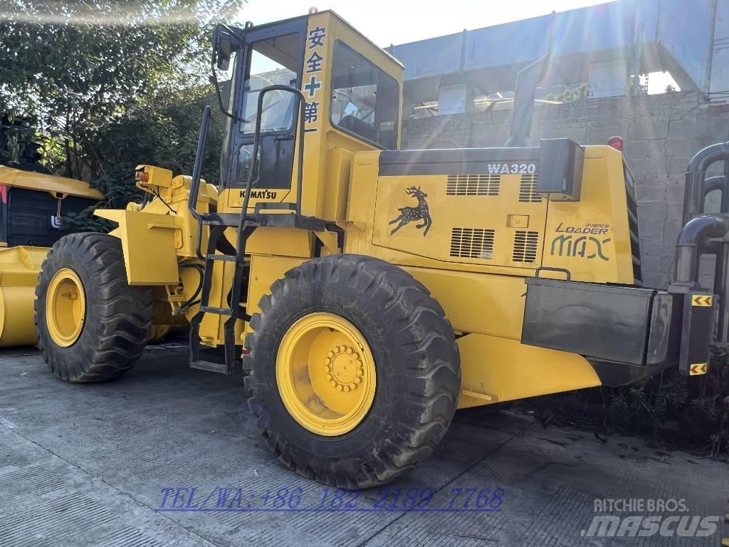 Komatsu WA320 Læssemaskiner på hjul