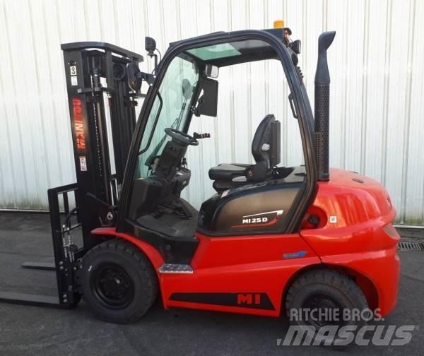 Manitou MI25D Terrængående gaffeltruck