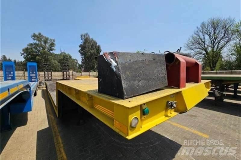  Lowbed - Andre lastbiler