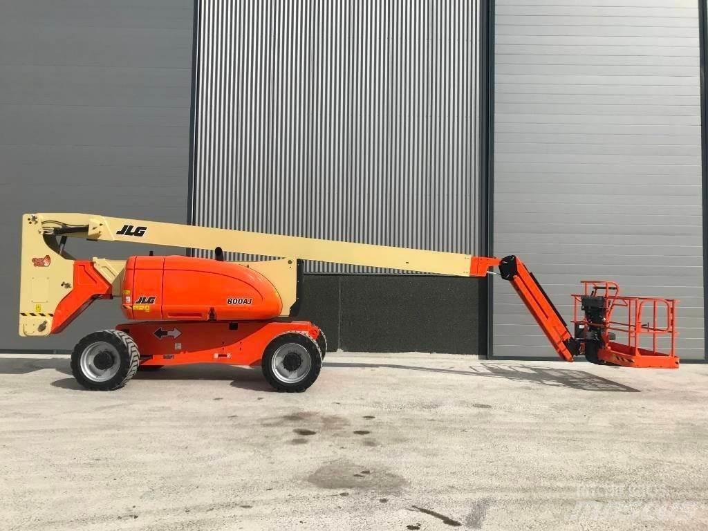 JLG 800 AJ Bomlifte med knækarm