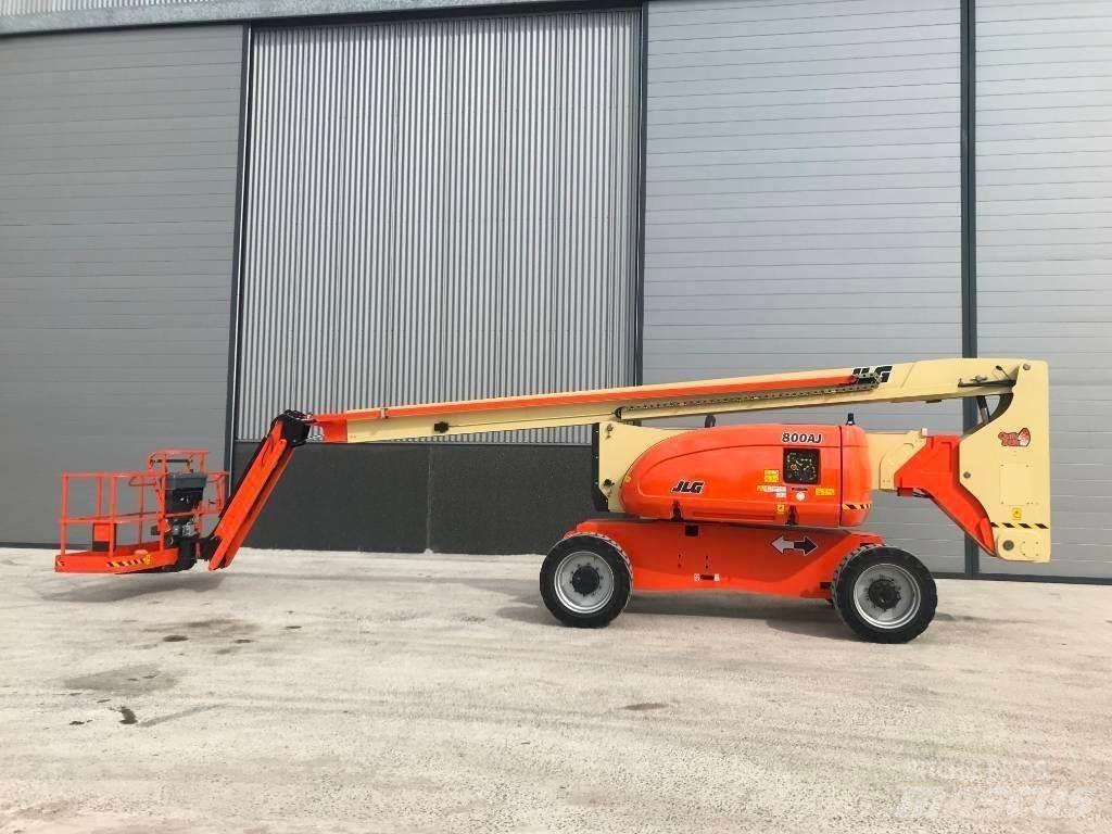 JLG 800 AJ Bomlifte med knækarm