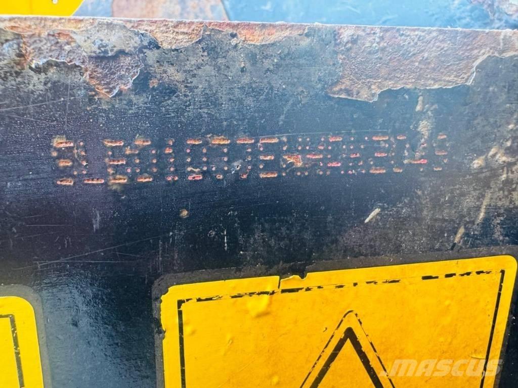 JCB 6 T Dumpere