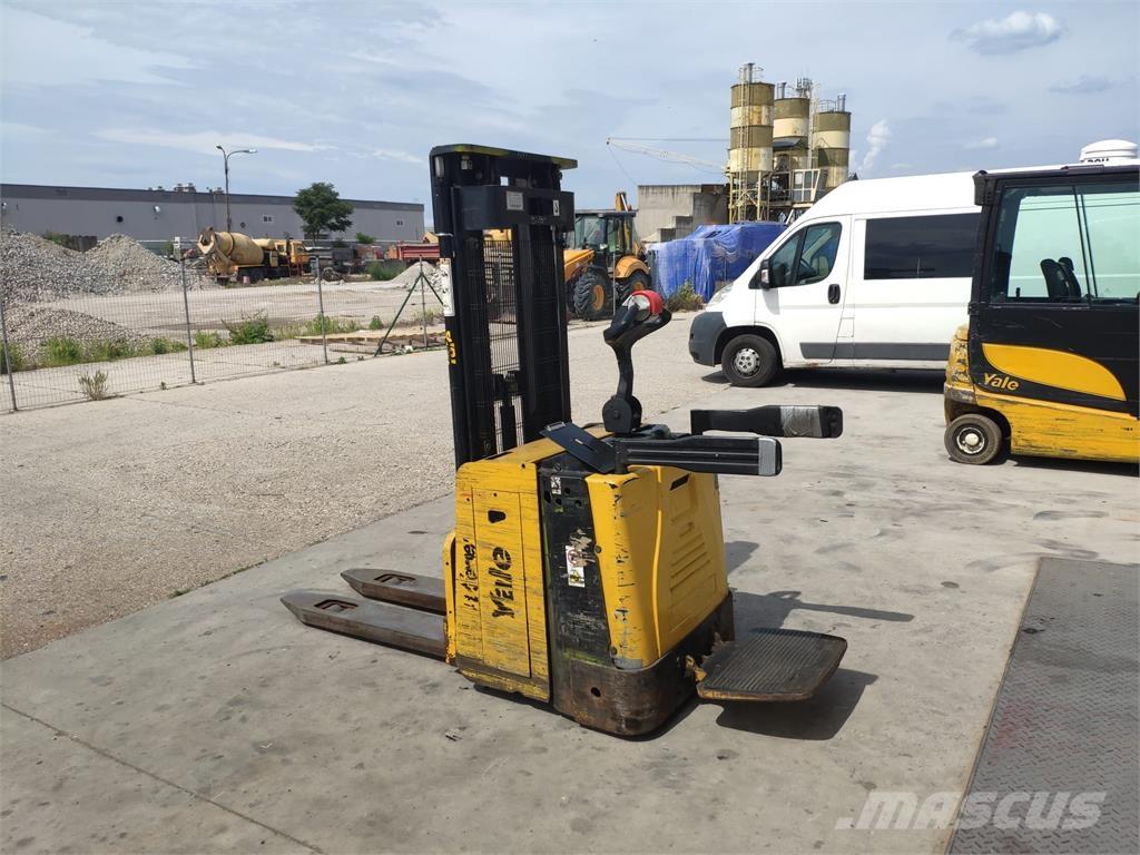 Yale MS15X IL Selvkørende stablere