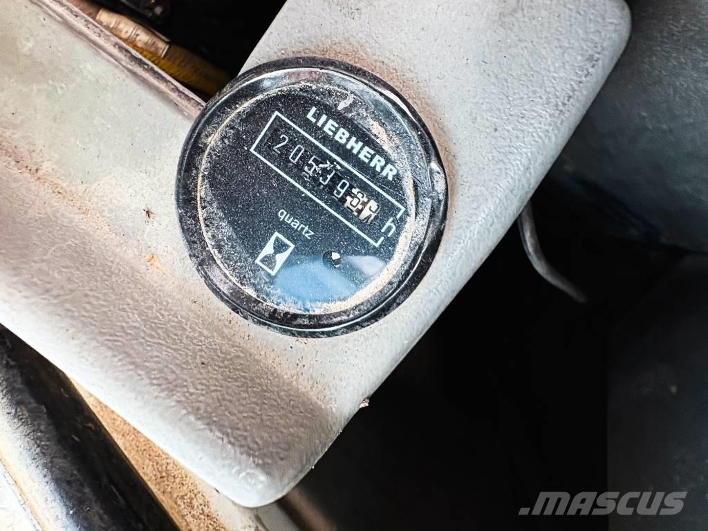 Liebherr R934BHD Gravemaskiner på larvebånd