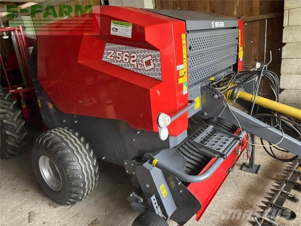 Metal-Fach Z562RN Pressere til firkantede baller