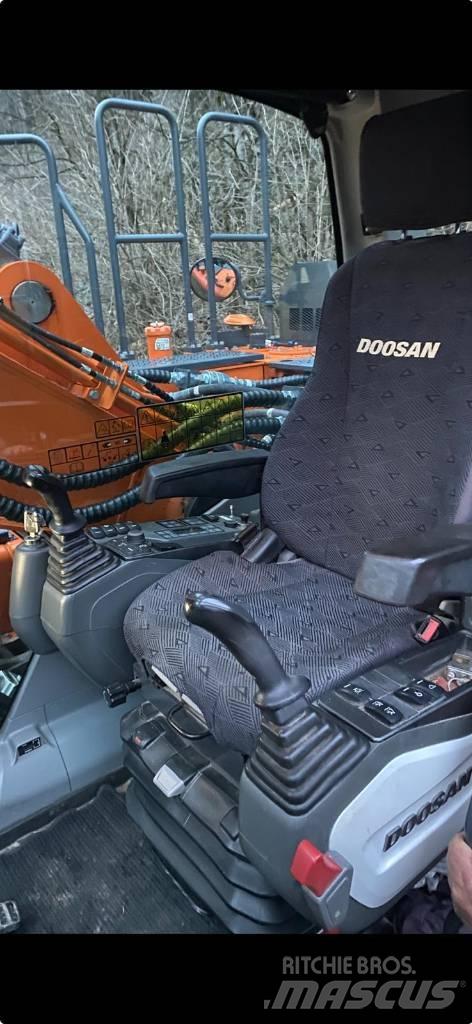 Doosan DX 235 NLC-5 Gravemaskiner på larvebånd
