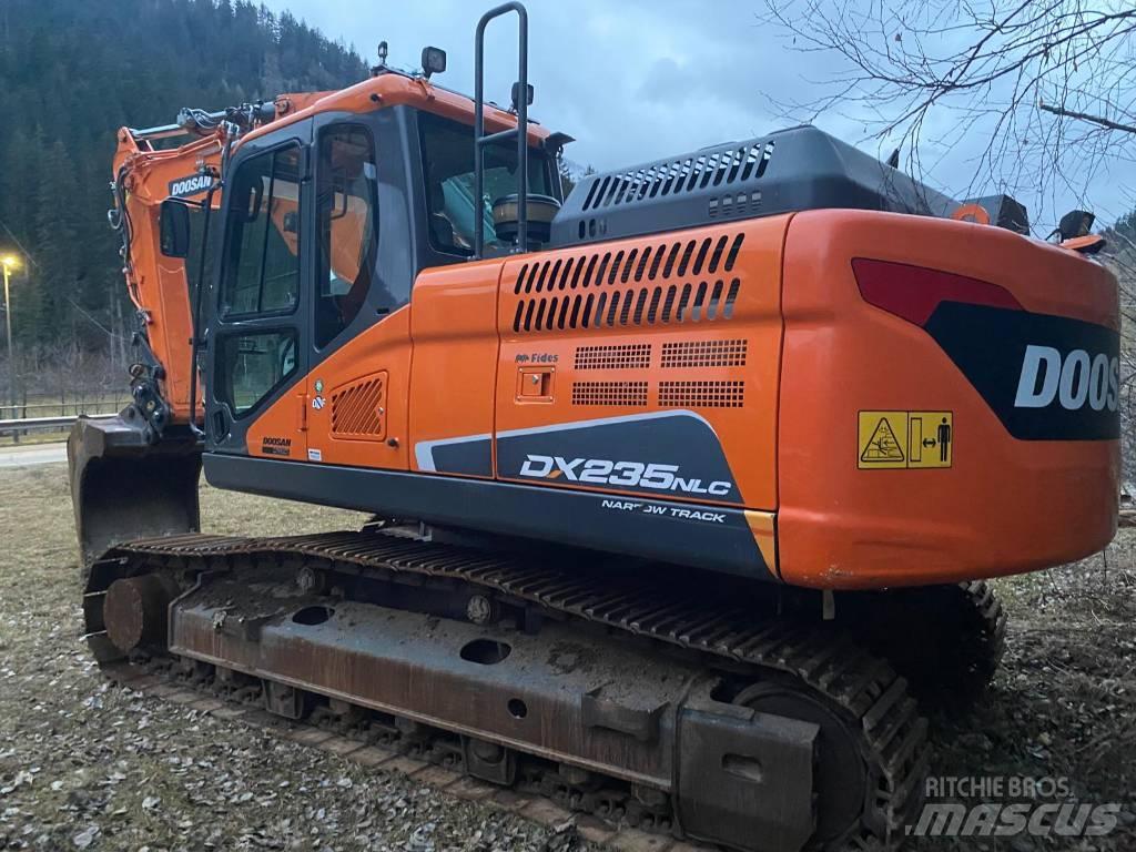 Doosan DX 235 NLC-5 Gravemaskiner på larvebånd