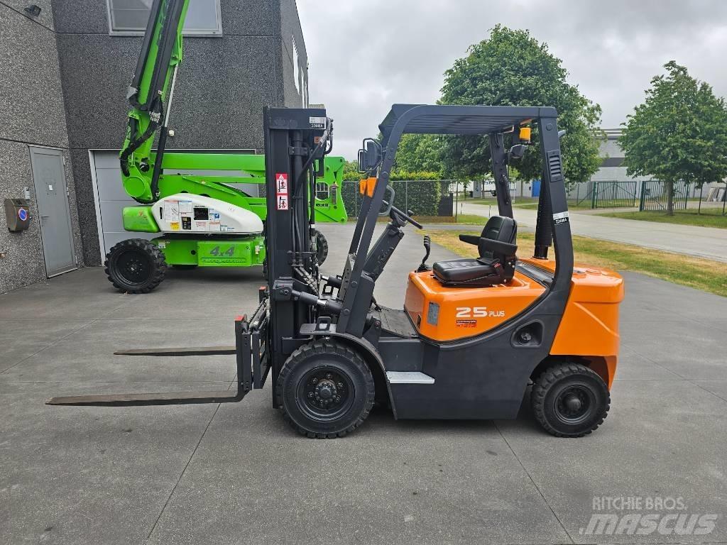 Doosan D 25 G Diesel gaffeltrucks