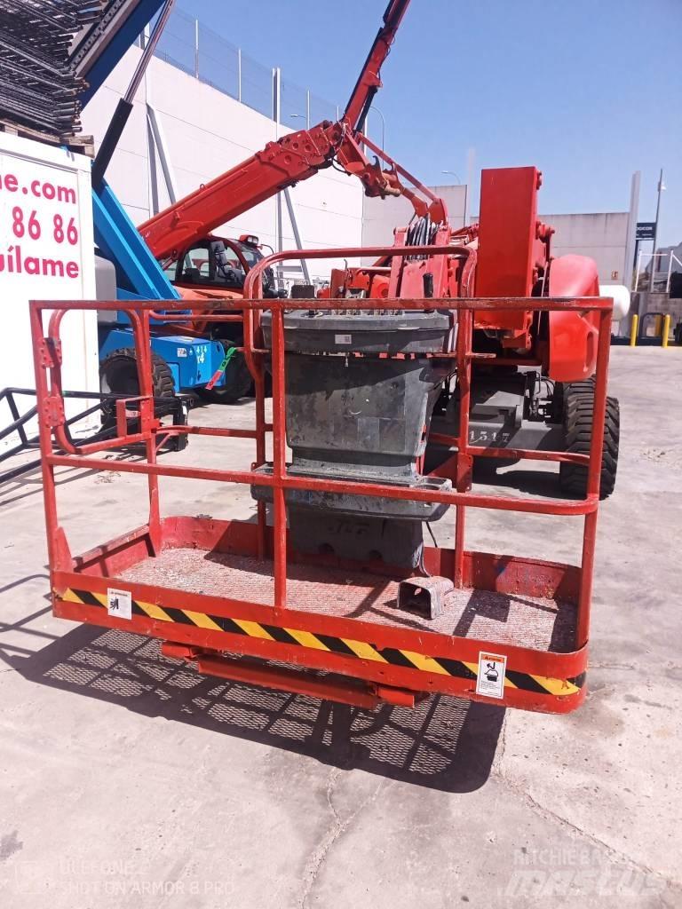 JLG 450 AJS II Bomlifte med knækarm