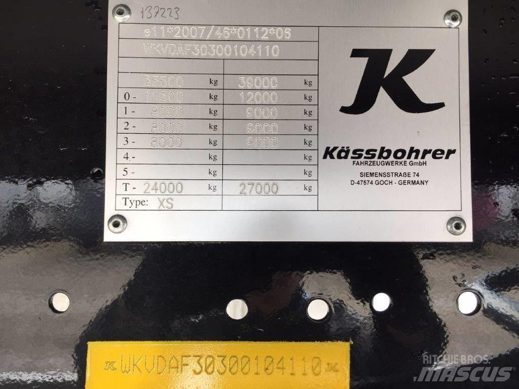Kässbohrer Maxima Semi-trailer med Gardinsider