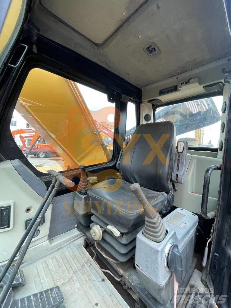 Hyundai Robex 220-7 Gravemaskiner på larvebånd