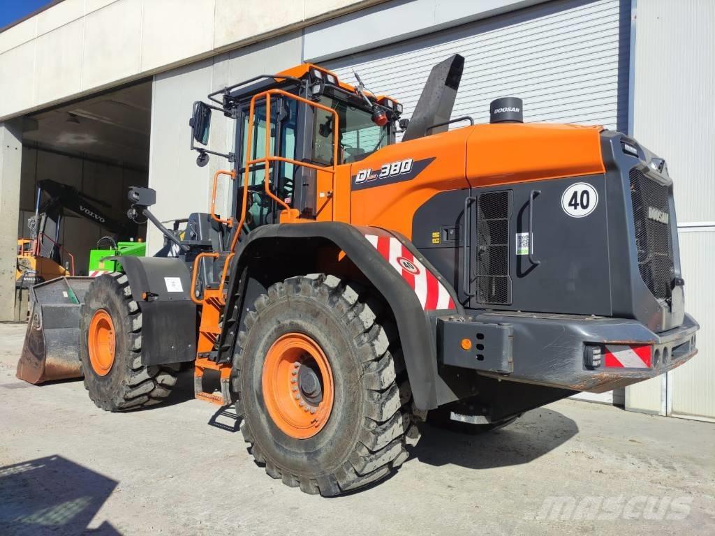 Doosan DL 380-7 Læssemaskiner på hjul