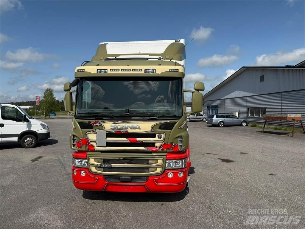 Scania P320 4x2 Fast kasse