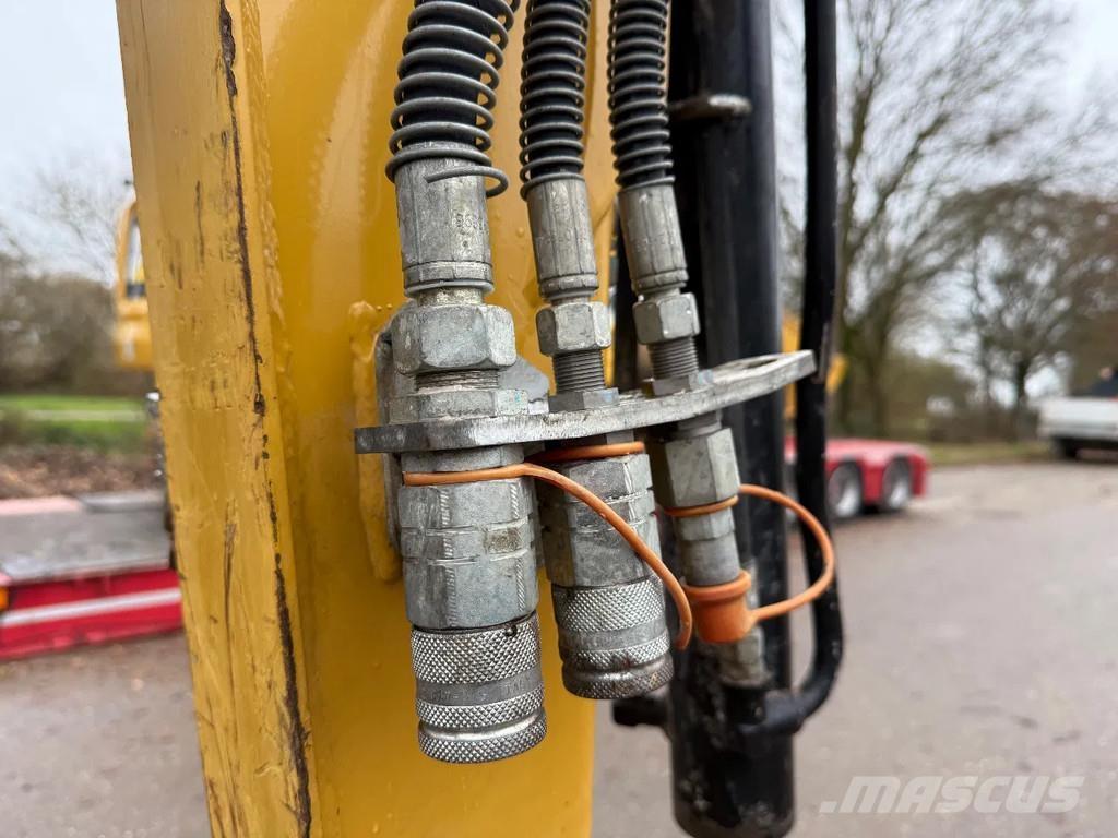 CAT 302.7D Minigravemaskiner