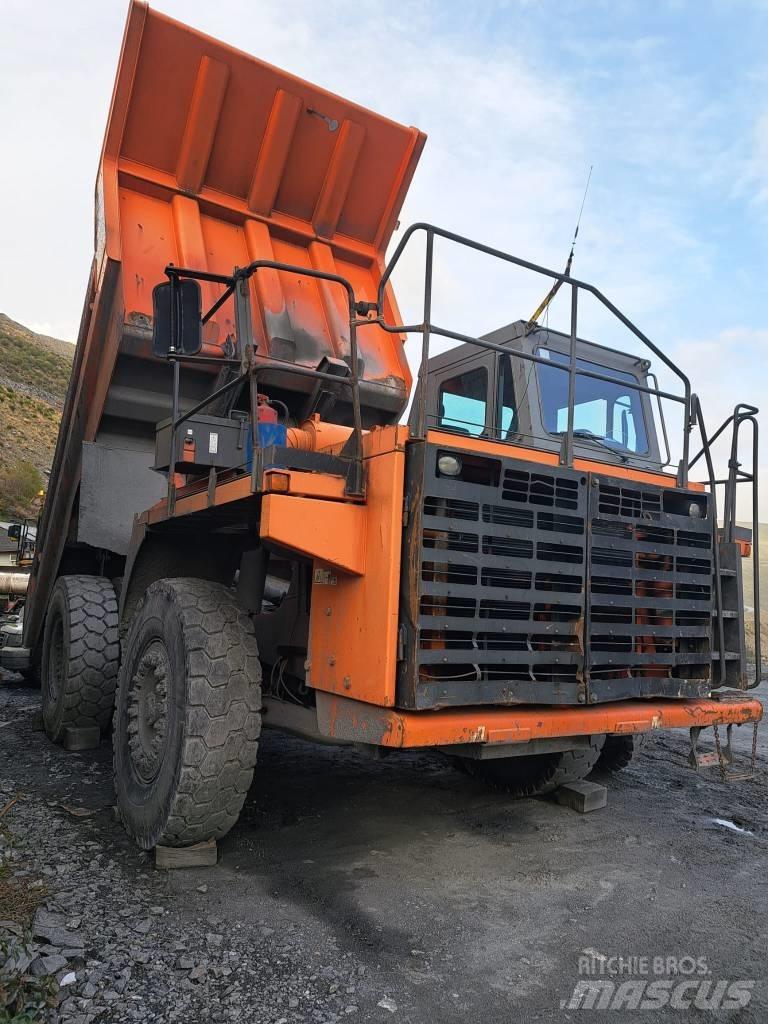 Hitachi EH 750-2 Knækstyrede dumpere