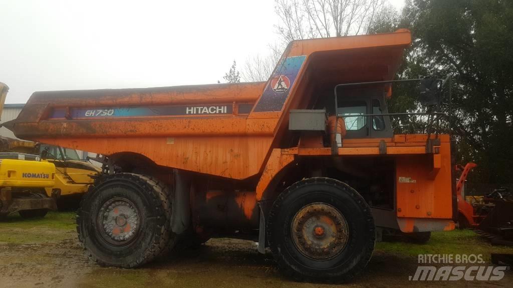 Hitachi EH 750-2 Knækstyrede dumpere