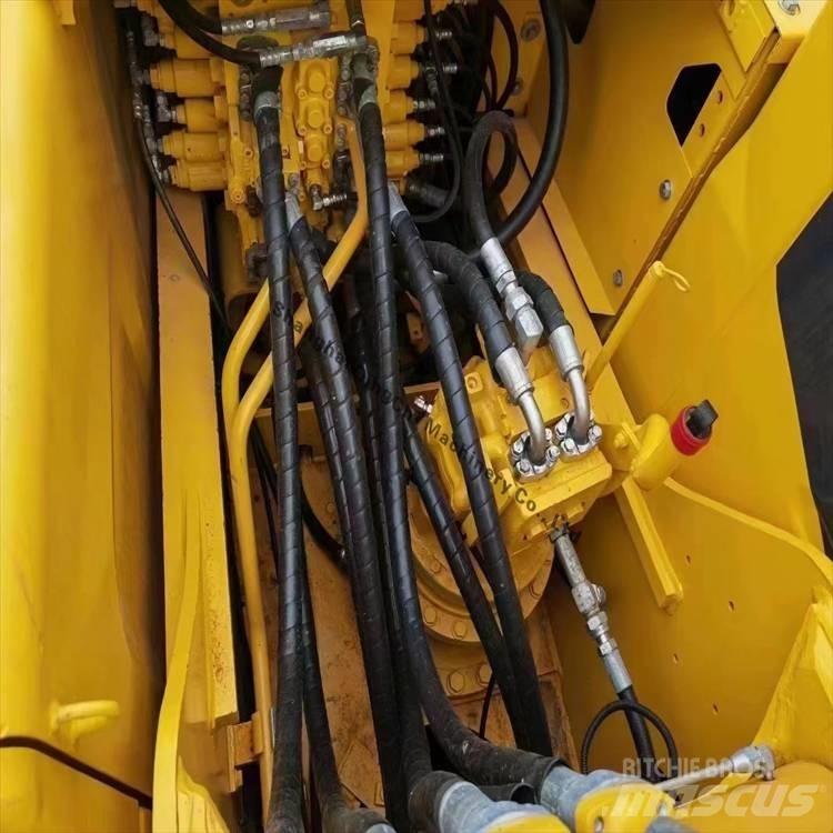 Komatsu 200-8 Gravemaskiner på larvebånd
