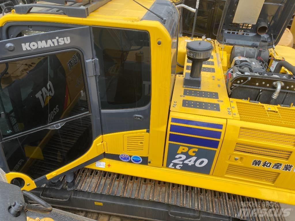 Komatsu PC 240 Gravemaskiner på larvebånd