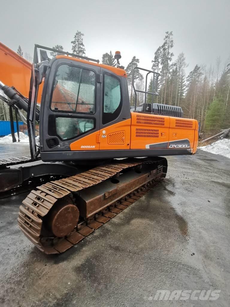 Doosan DX 300 LC-5 Gravemaskiner på larvebånd