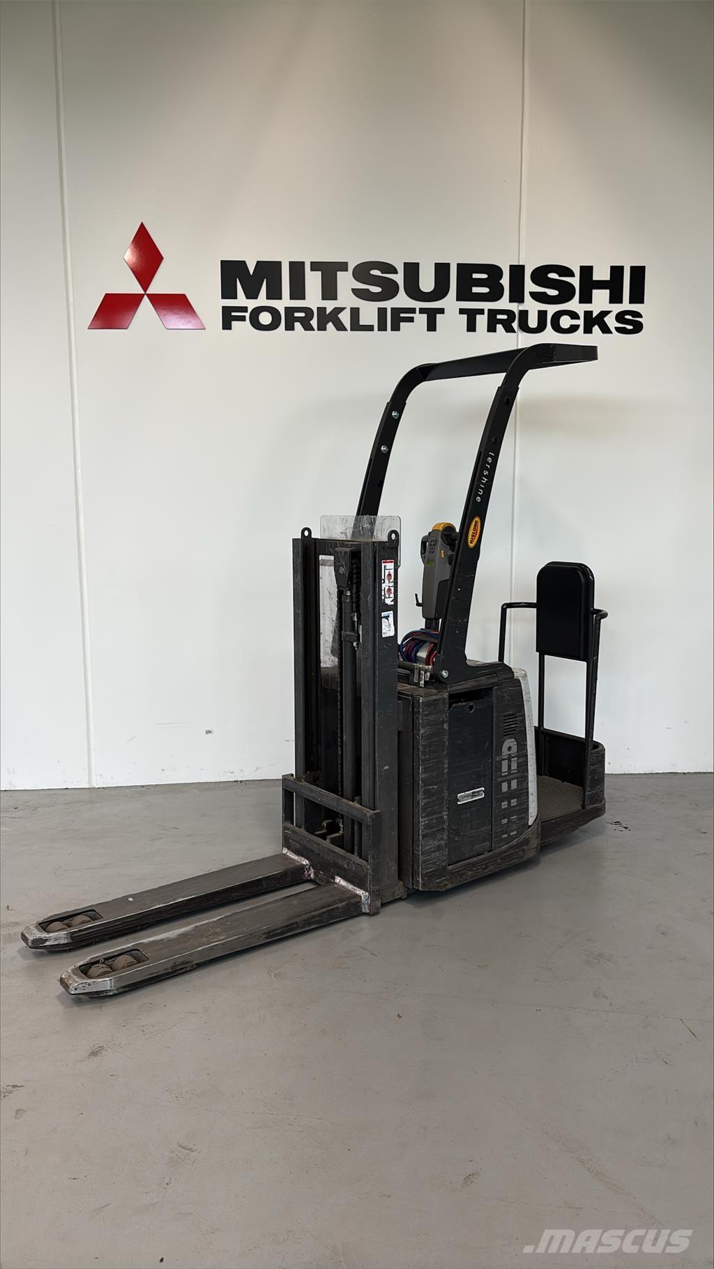 Atlet PDP200 Selvkørende stablere